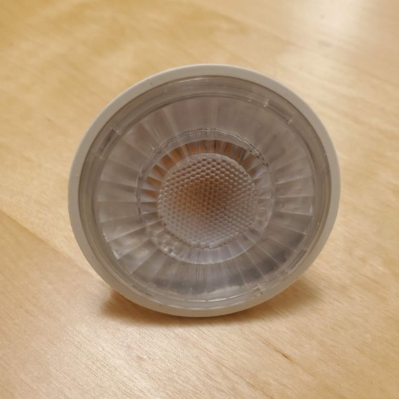 Simply Conserve 7 watt MR16 GU5.3 LED Warm 2700k Energy Star Bulbs (Set of 4) - Picture 3 of 6